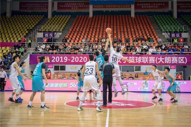  国际米兰,主场大胜登顶积分榜  